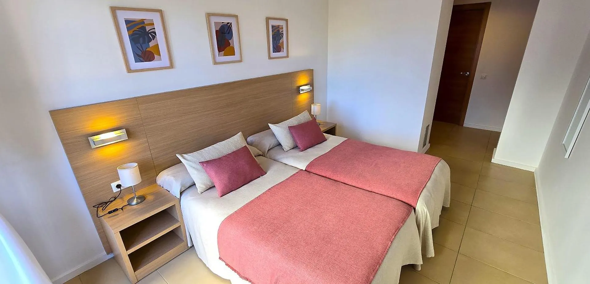 Nexthome City Center & Pool Lloret de Mar Apartment